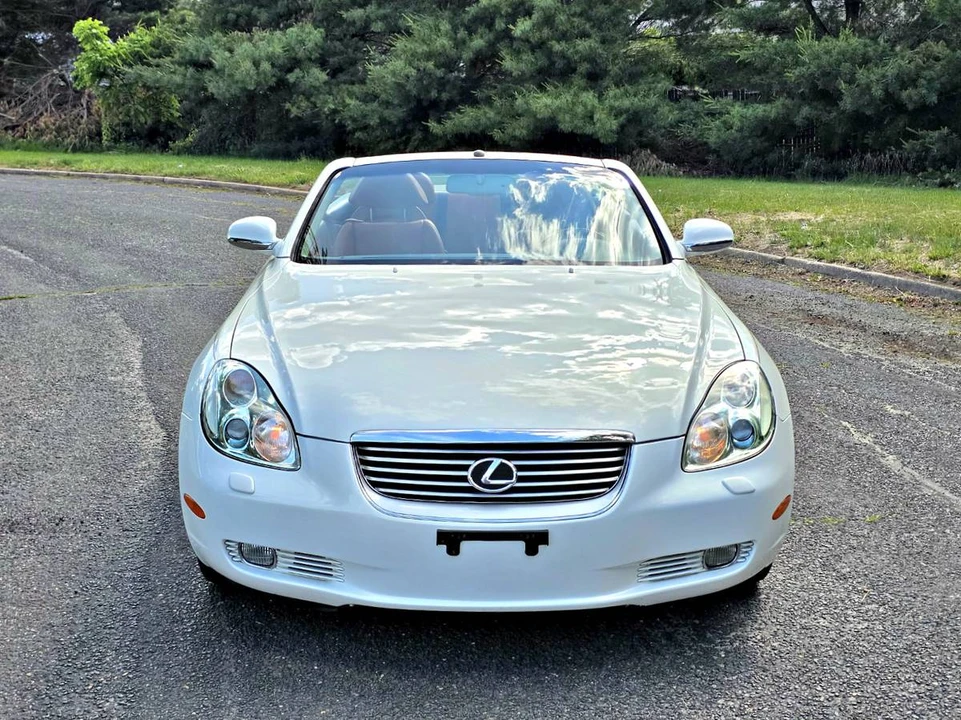 2004 Lexus SC430 - Image 4 of 19