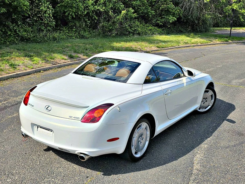 2004 Lexus SC430 - Image 9 of 19