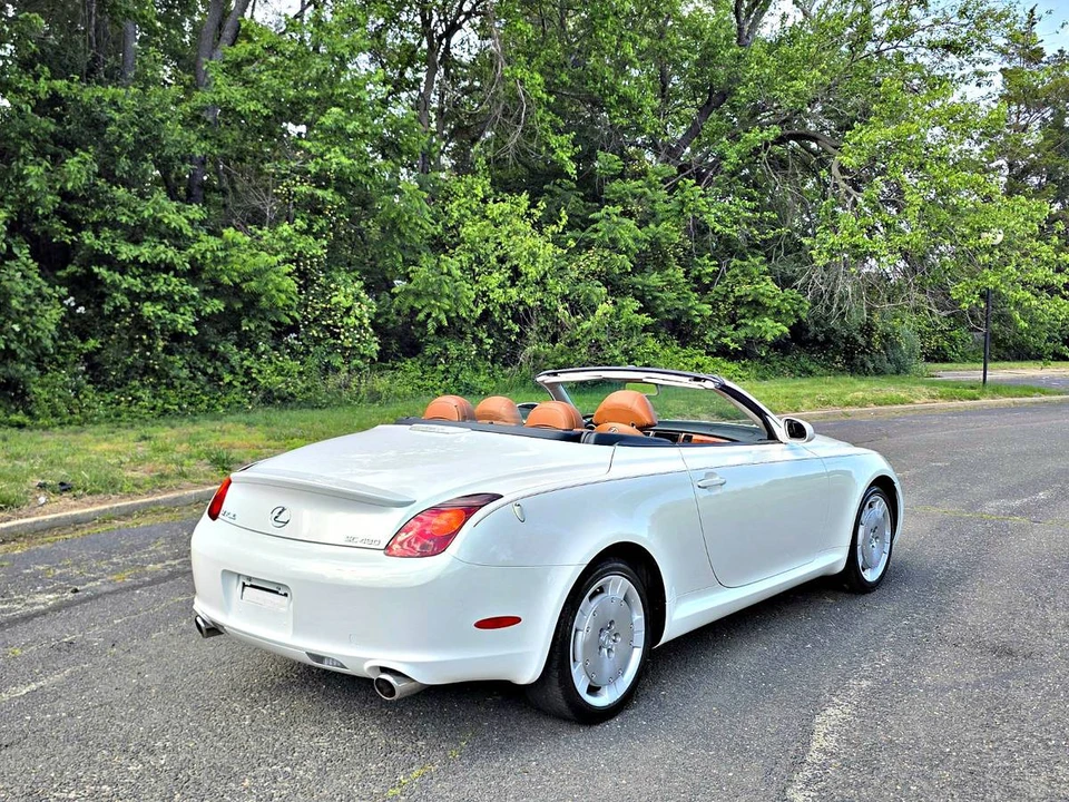 2004 Lexus SC430 - Image 8 of 19