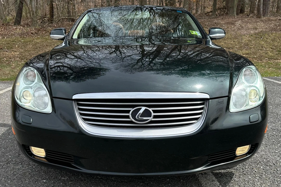2004 Lexus SC430 - Image 2 of 31