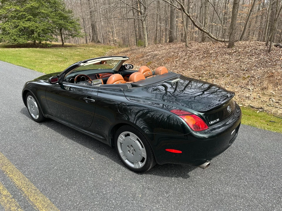 2004 Lexus SC430 - Image 10 of 31