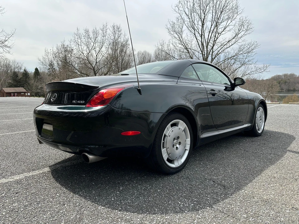 2004 Lexus SC430 - Image 22 of 31