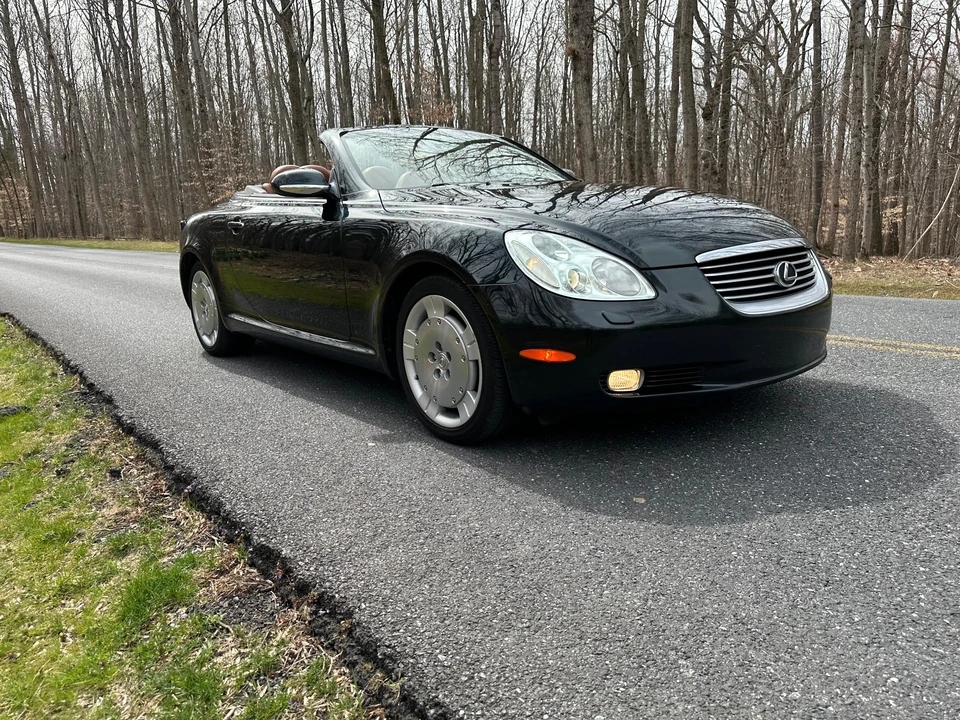 2004 Lexus SC430 - Image 11 of 31