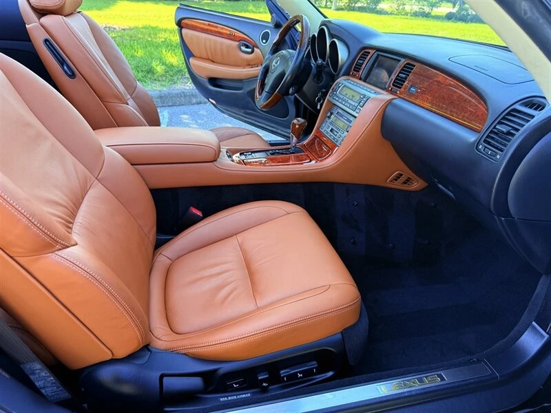 2004 Lexus SC430 - Image 8 of 21
