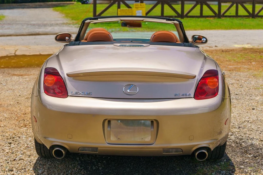 2004 Lexus SC430 - Image 5 of 31