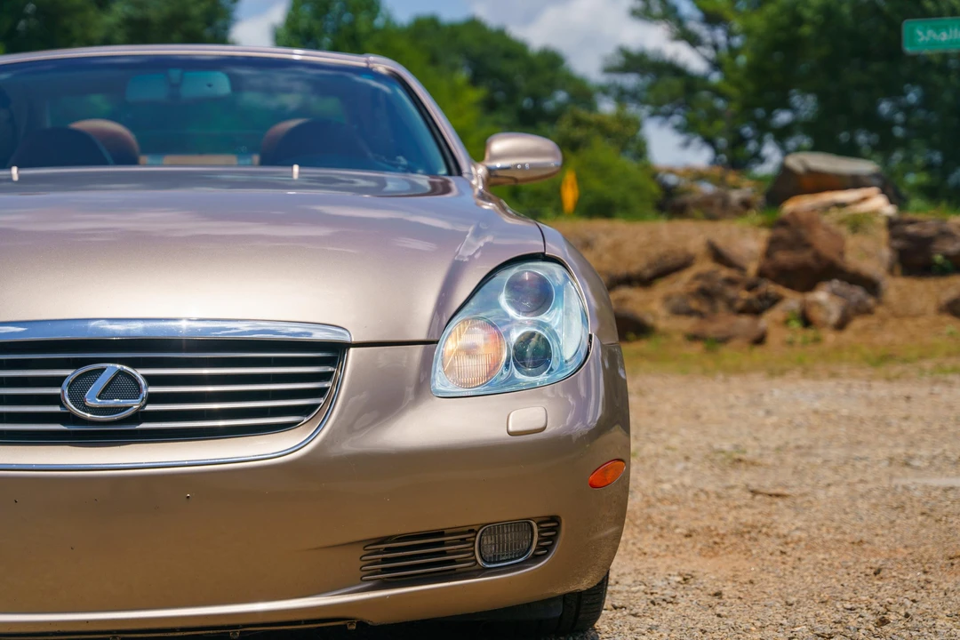 2004 Lexus SC430 - Image 22 of 31