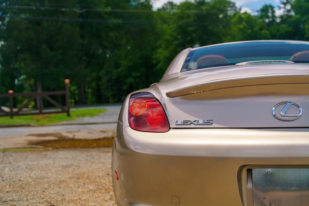 2004 Lexus SC430 - Image 26 of 31