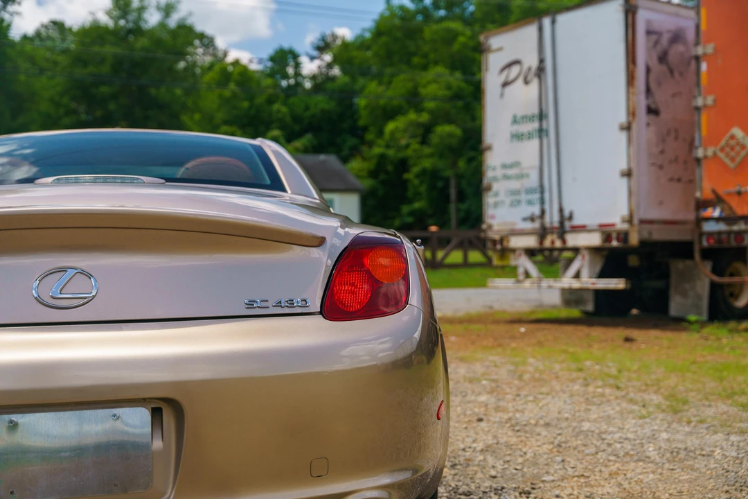 2004 Lexus SC430 - Image 29 of 31