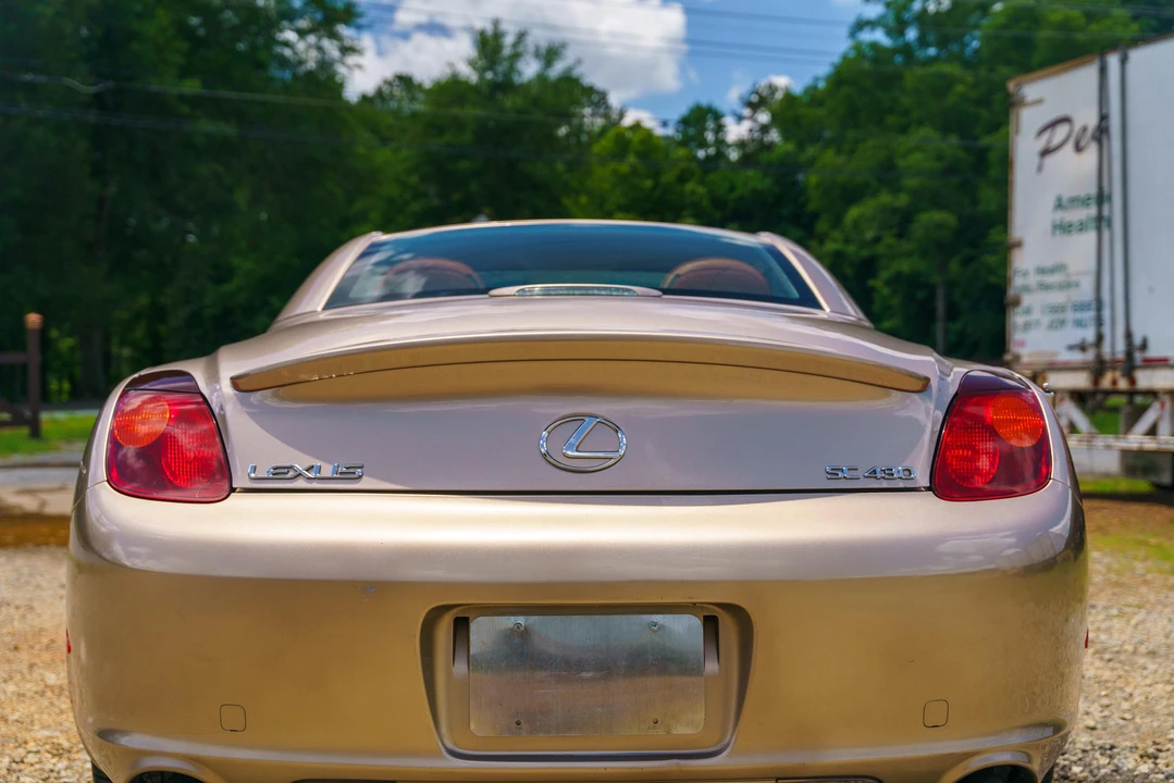 2004 Lexus SC430 - Image 27 of 31