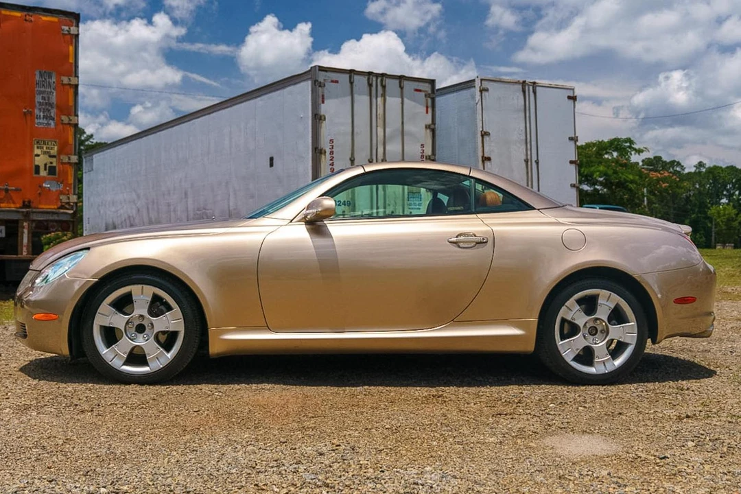 2004 Lexus SC430 - Image 3 of 31