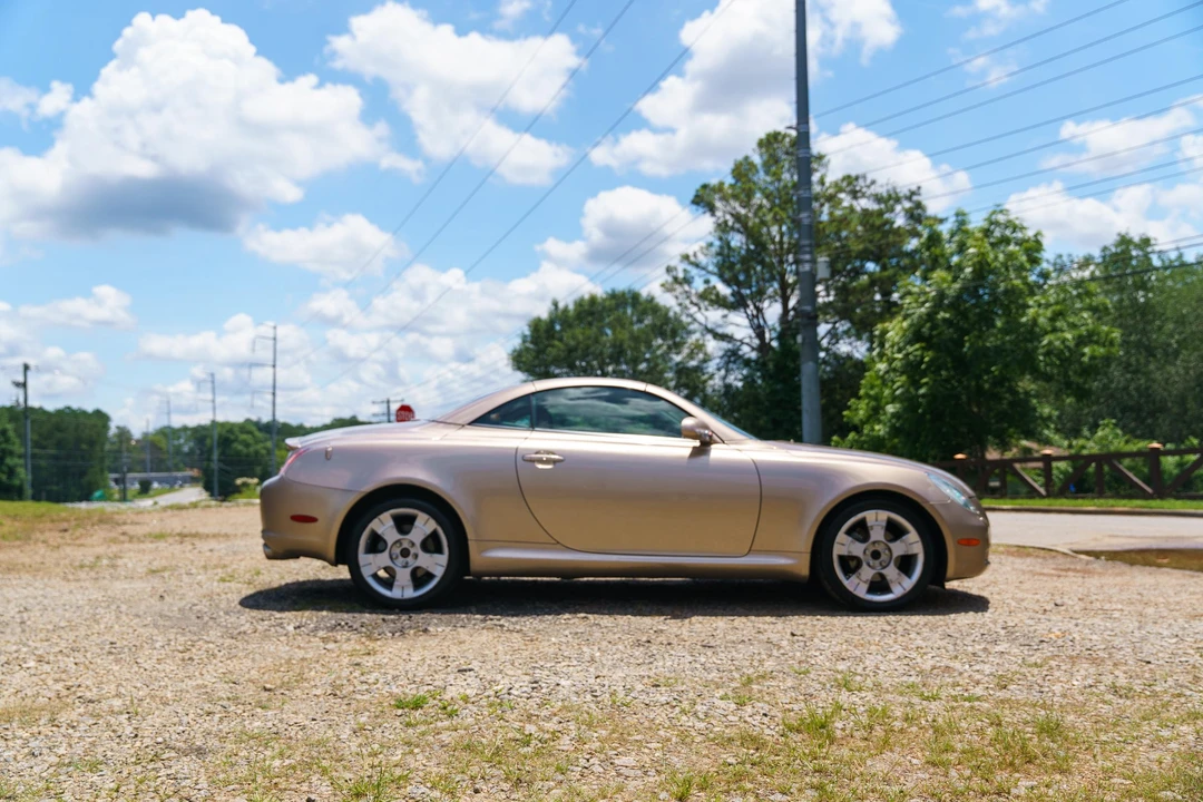 2004 Lexus SC430 - Image 18 of 31