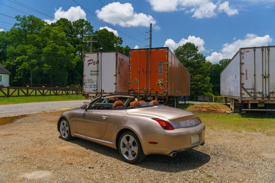 2004 Lexus SC430 - Image 10 of 31