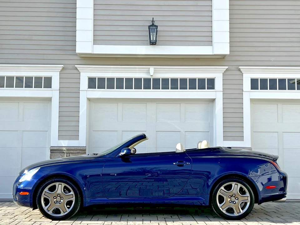 2004 Lexus SC430 - Image 2 of 21