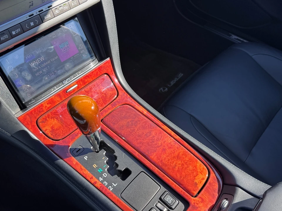 2004 Lexus SC430 - Image 12 of 21