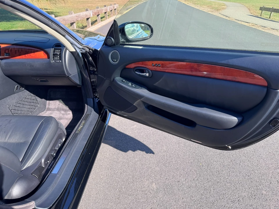 2004 Lexus SC430 - Image 18 of 21