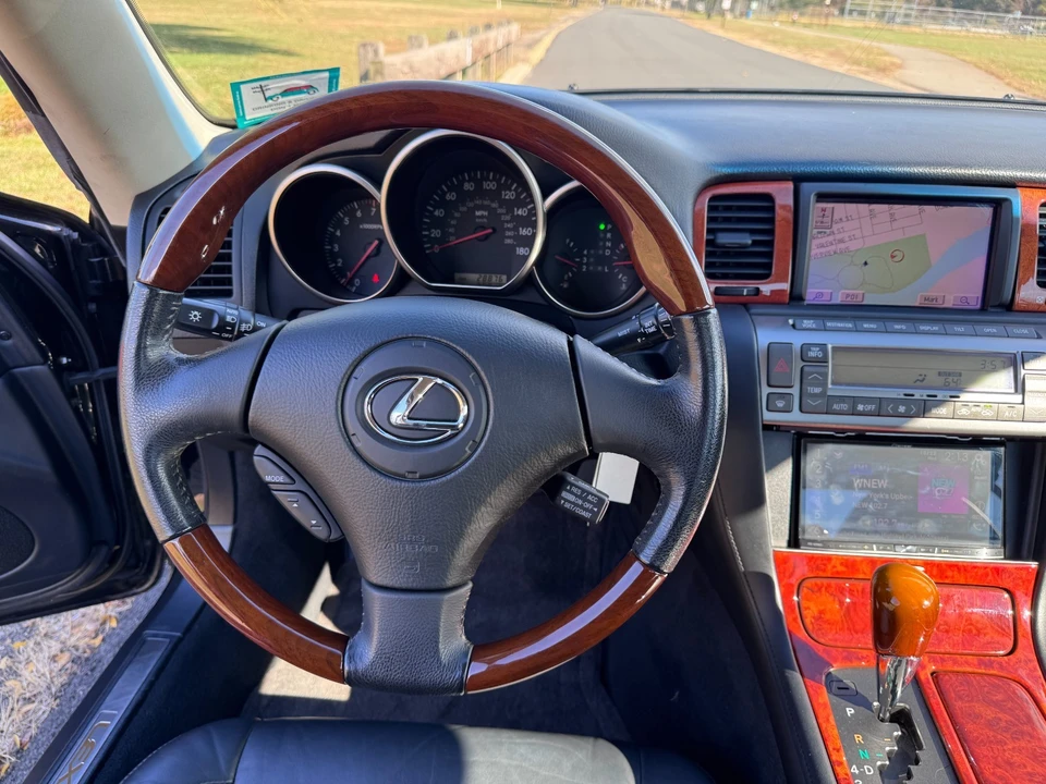 2004 Lexus SC430 - Image 17 of 21