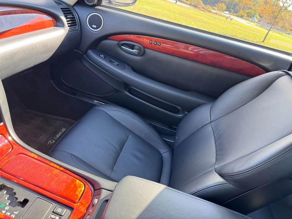2004 Lexus SC430 - Image 13 of 21