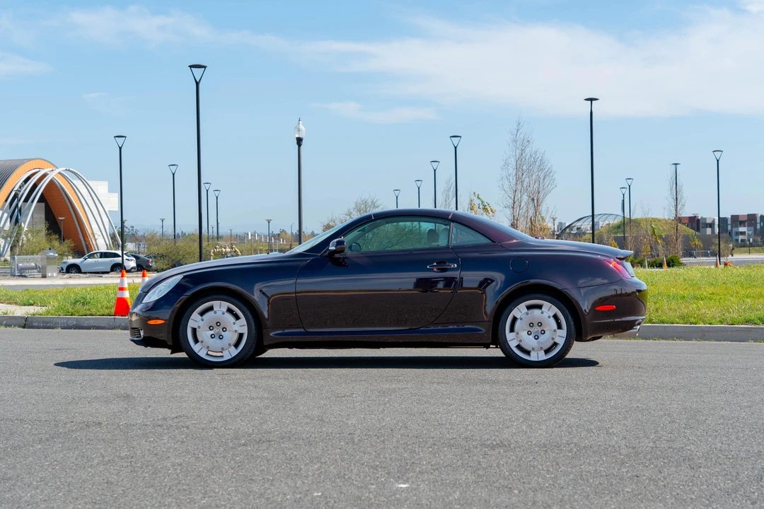 2004 Lexus SC430 - Image 7 of 31