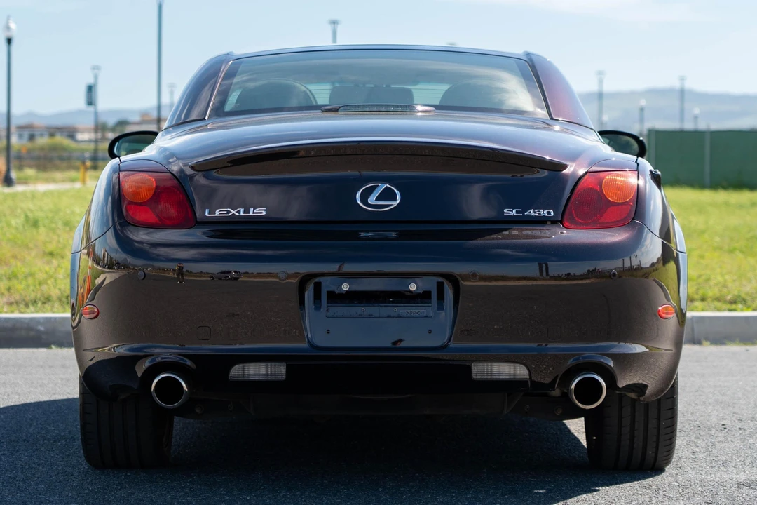 2004 Lexus SC430 - Image 5 of 31