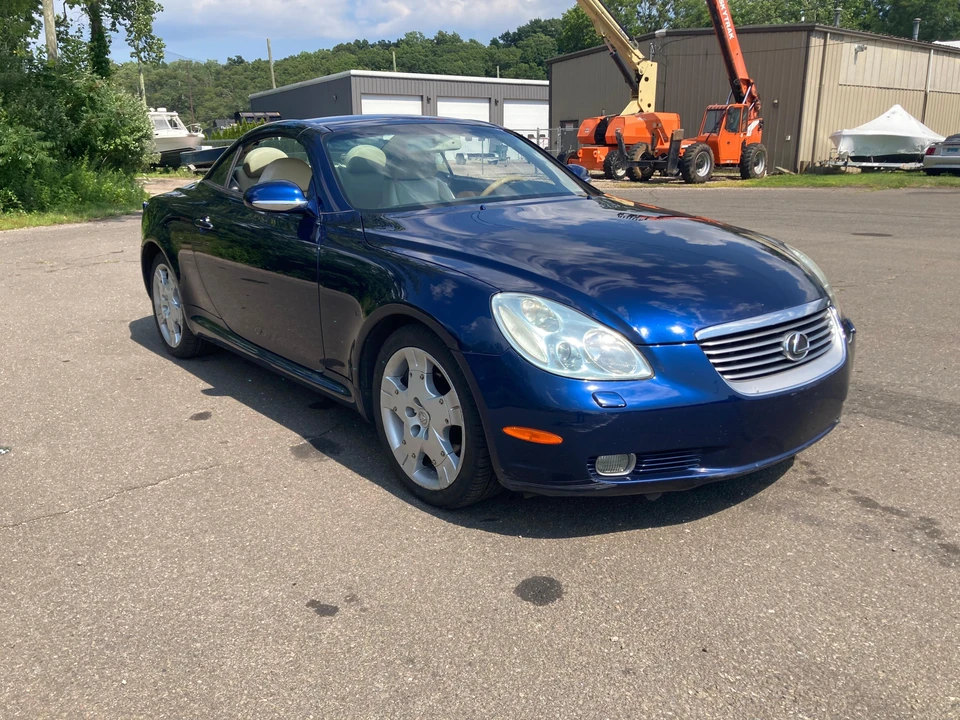 2004 Lexus SC430 - Image 10 of 31