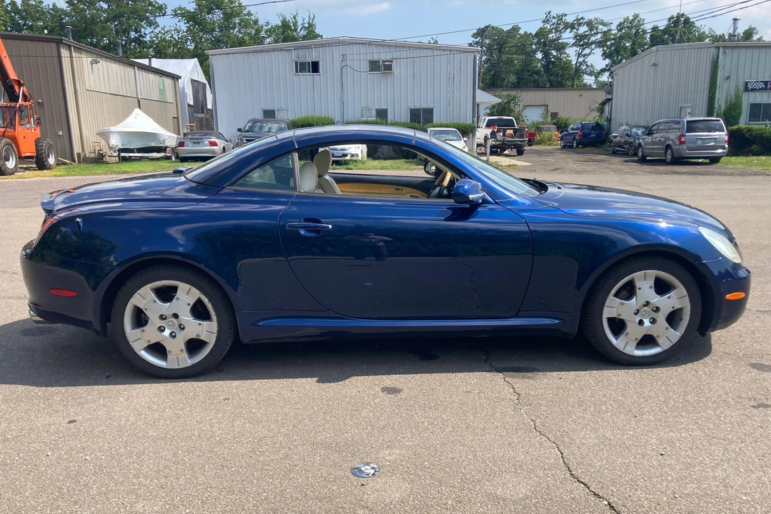 2004 Lexus SC430 - Image 3 of 31