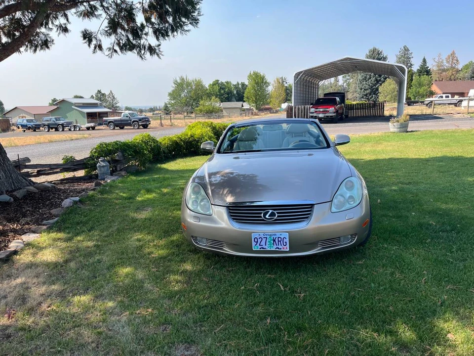 2004 Lexus SC430 - Image 4 of 10