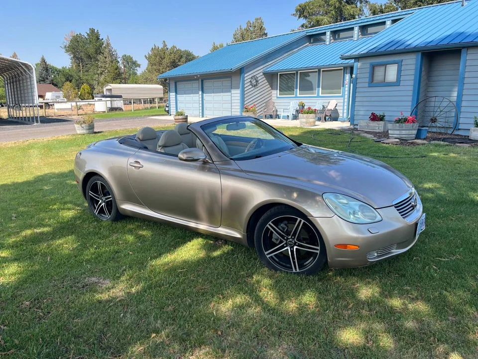 2004 Lexus SC430 - Image 6 of 10