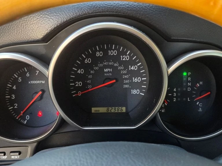 2004 Lexus SC430 - Image 10 of 12