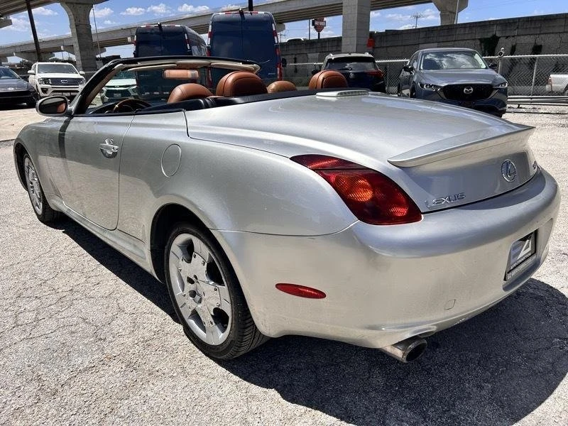 2004 Lexus SC430 - Image 3 of 20