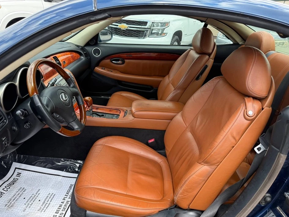 2004 Lexus SC430 - Image 8 of 12
