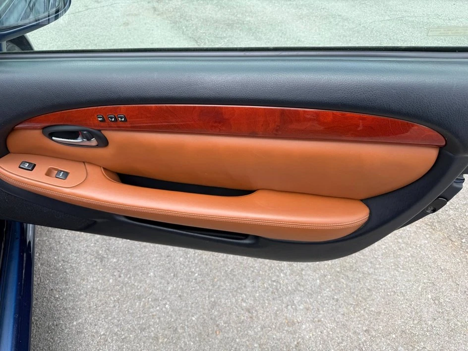 2004 Lexus SC430 - Image 11 of 12
