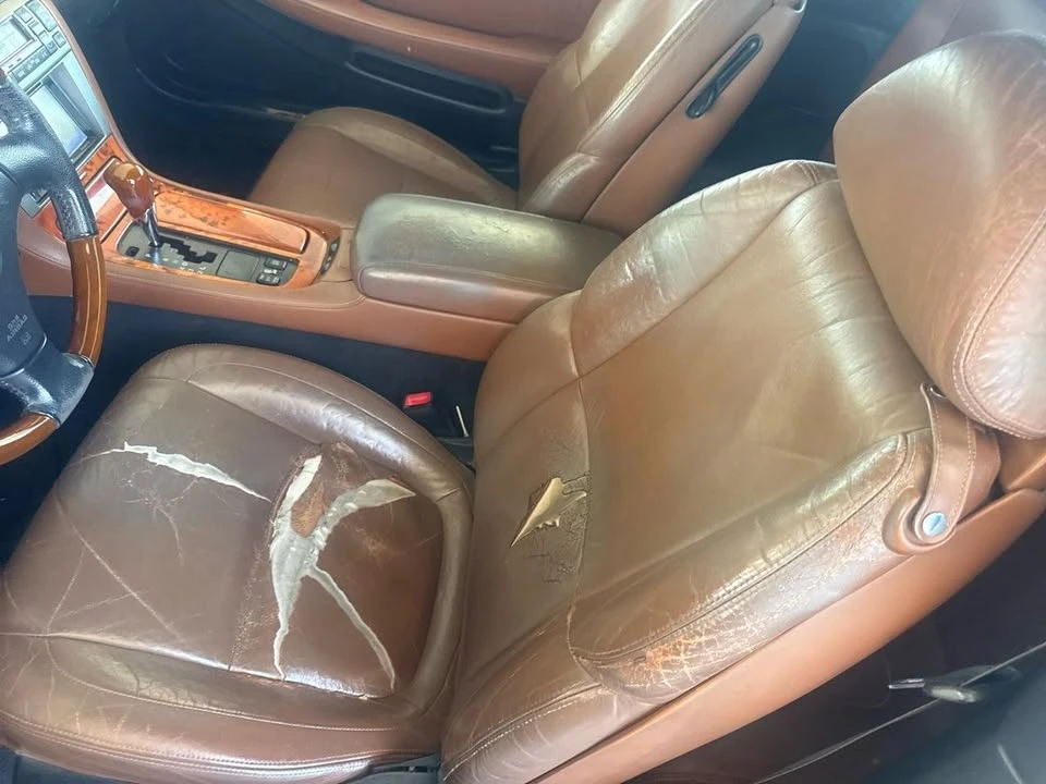 2004 Lexus SC430 - Image 9 of 12