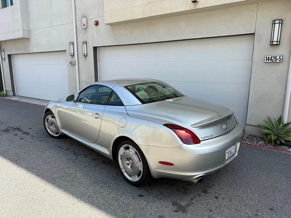 2004 Lexus SC430 - Image 10 of 10