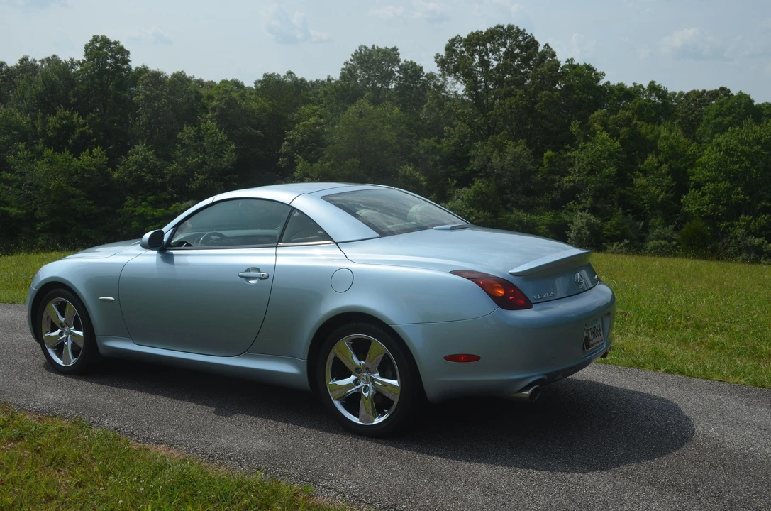 2004 Lexus SC430 - Image 15 of 31