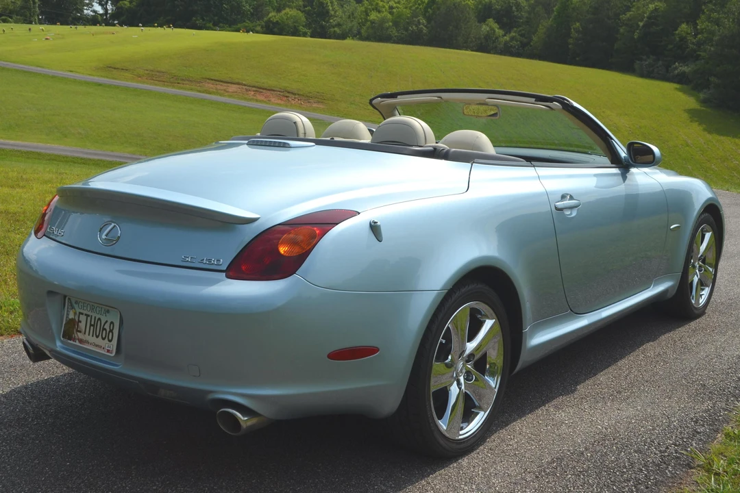 2004 Lexus SC430 - Image 4 of 31