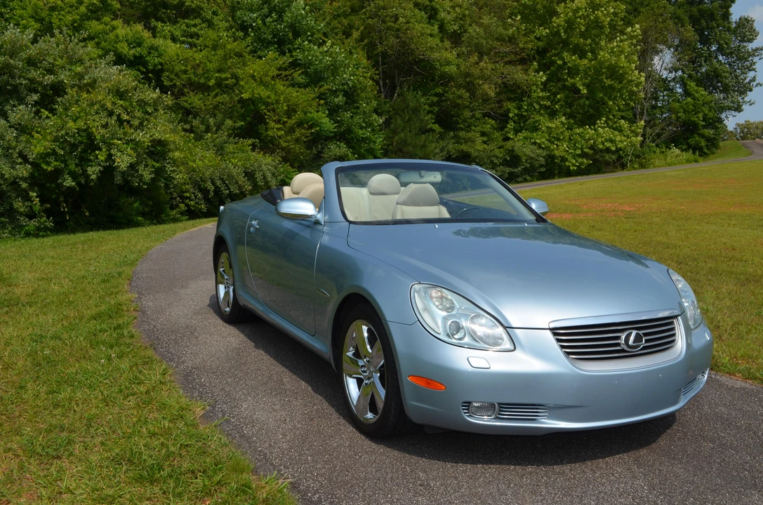 2004 Lexus SC430 - Image 10 of 31