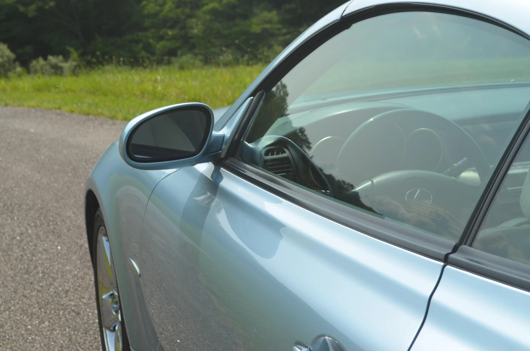 2004 Lexus SC430 - Image 23 of 31