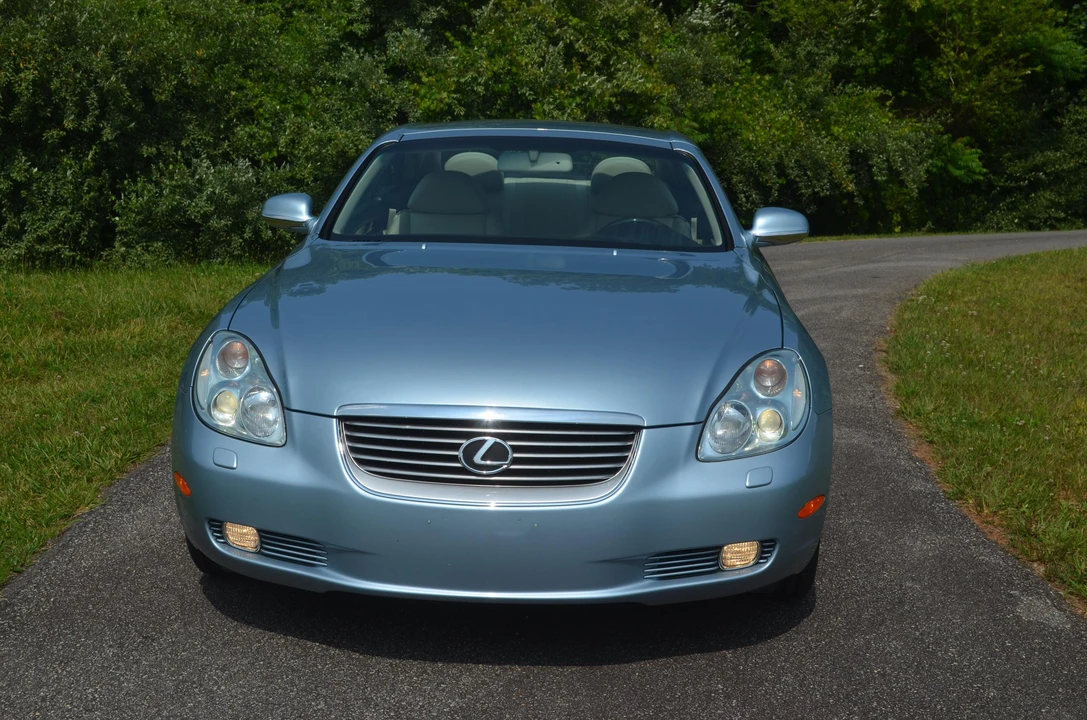 2004 Lexus SC430 - Image 11 of 31