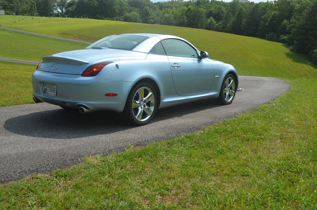 2004 Lexus SC430 - Image 17 of 31