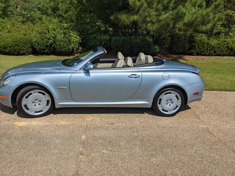 2004 Lexus SC430 - Image 9 of 31