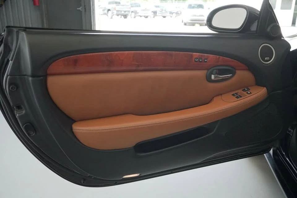 2004 Lexus SC430 - Image 13 of 20
