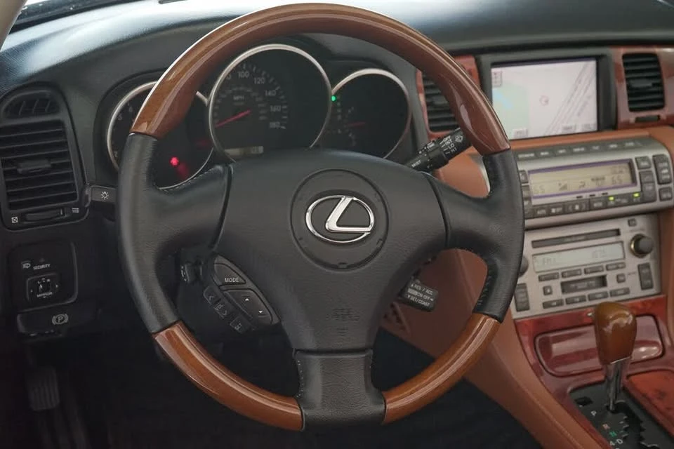 2004 Lexus SC430 - Image 6 of 20