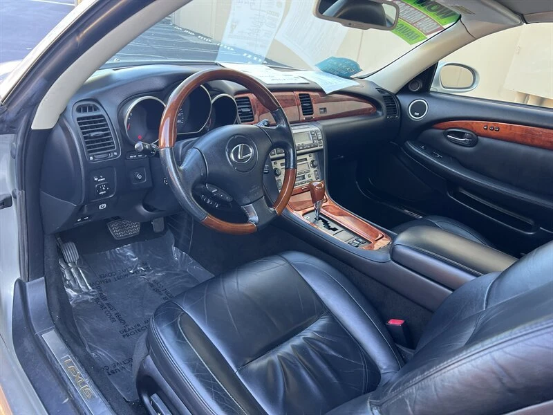 2004 Lexus SC430 - Image 12 of 20