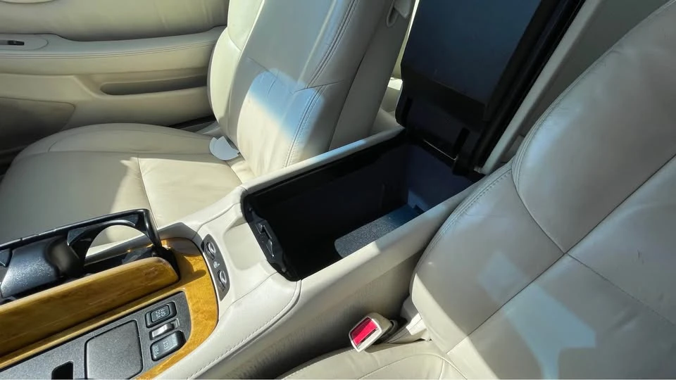 2004 Lexus SC430 - Image 16 of 20