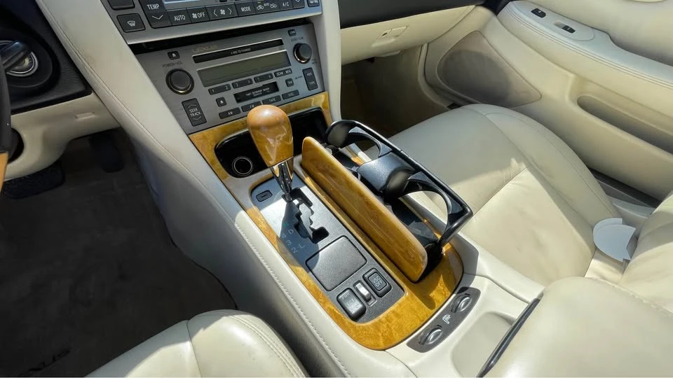 2004 Lexus SC430 - Image 14 of 20