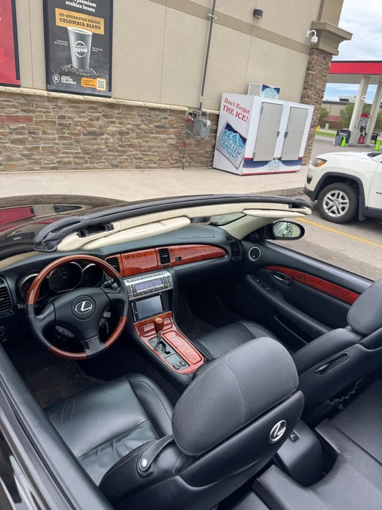 2004 Lexus SC430 - Image 15 of 21