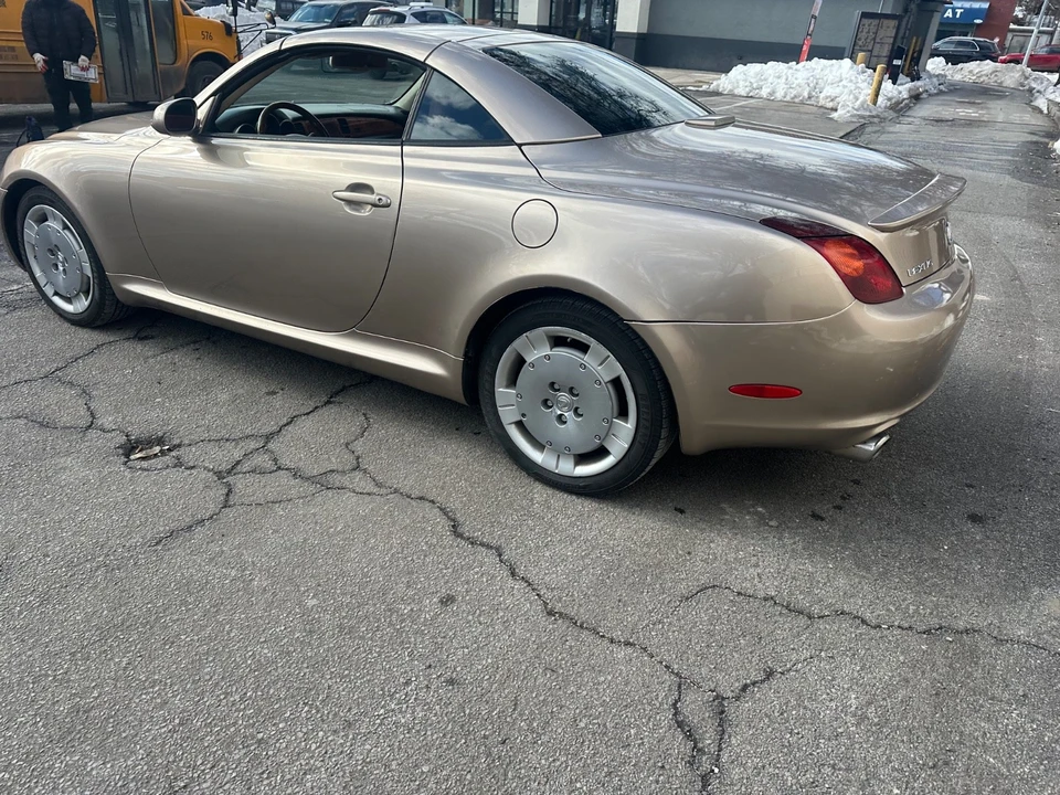 2004 Lexus SC430 - Image 7 of 21