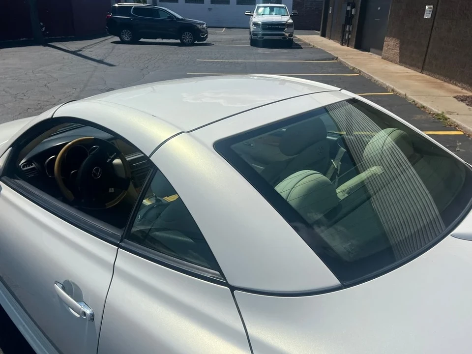 2004 Lexus SC430 - Image 10 of 21
