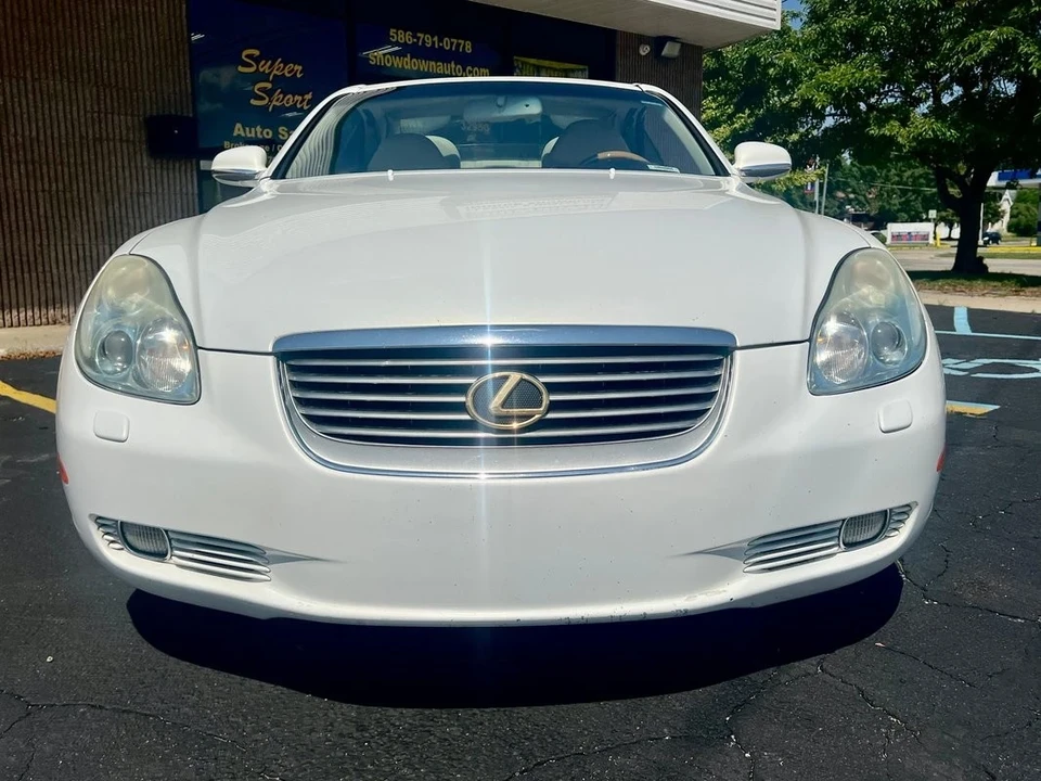 2004 Lexus SC430 - Image 2 of 21