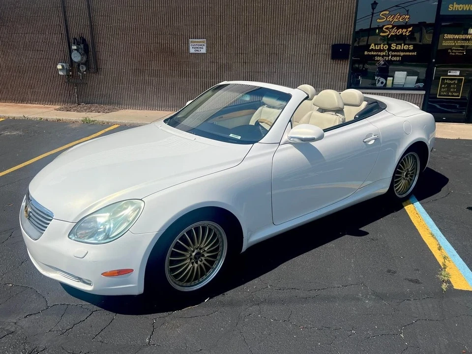 2004 Lexus SC430 - Image 16 of 21
